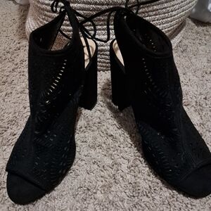 Forever 21 Peep Toe Laser cut Heels, Size 8.5